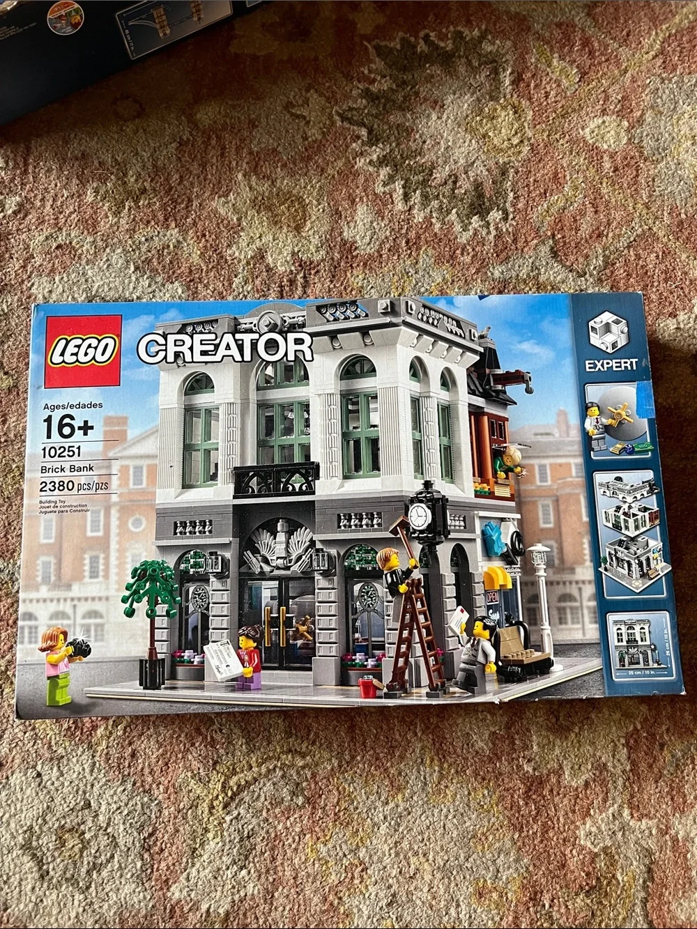 Lego Creator Expert Brick Bank 10251 Construction Set